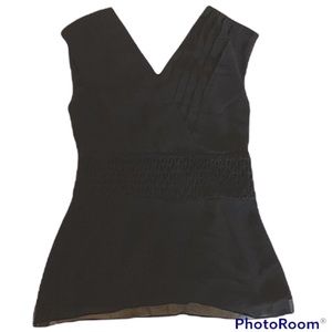 🛍️[10x$30] V Front and V Neck Sleeveless Blouse.